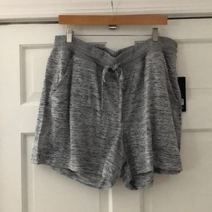90 DEGREE Heather Gray Drawstring Waist Shorts 2X